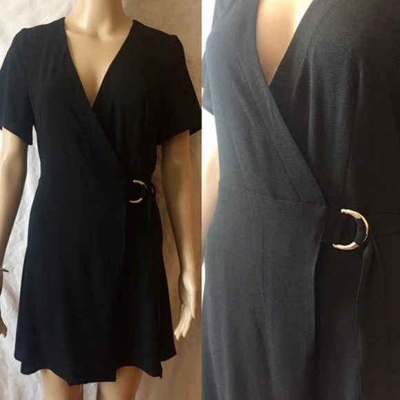 NWT SIDE PARTY Parisian Buckle Wrap Dress Sz 4 - Picture 3 of 4